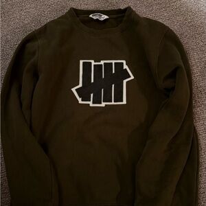 undefeated olive green sweatshirt size L